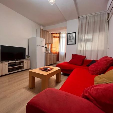 Alea1 Apartment Тирана Экстерьер фото